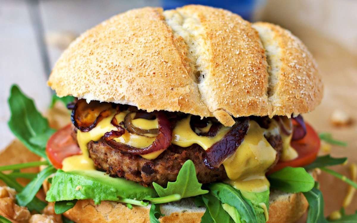 Beef Patties with Mustard Cream Sauce IngRecipe